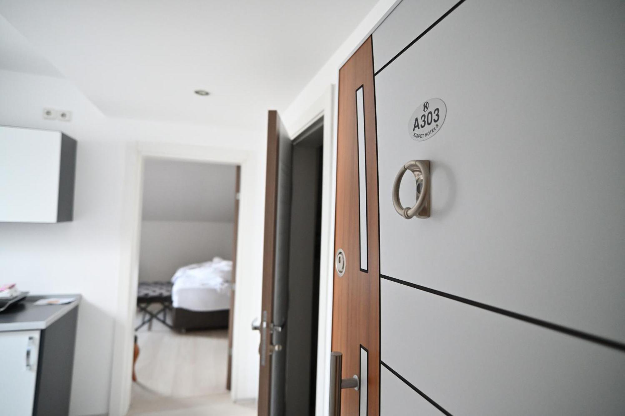 Ferienwohnung&Aparts By Kispet Group Hotels In Oberhausen โอเบอร์เฮาเซิน ภายนอก รูปภาพ